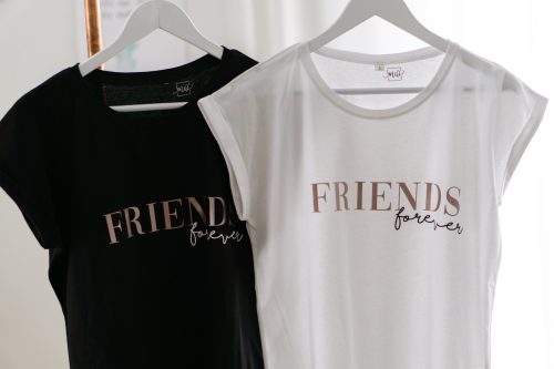 mellowwords-shirts-friends-1